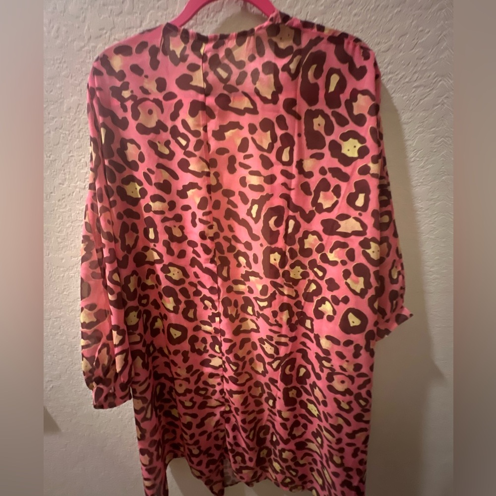 Davi & Dani Cheetah Print Kimono